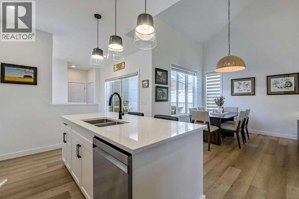 50 Drake Landing Square, Okotoks, Alberta  T1S 0R4 - Photo 15 - A2334644