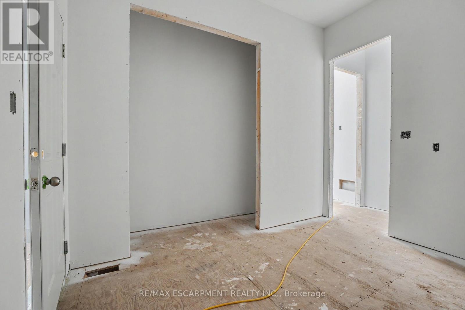 455 Mines Road, Haldimand, Ontario N3W 1X6 - Photo 12 - X13642262