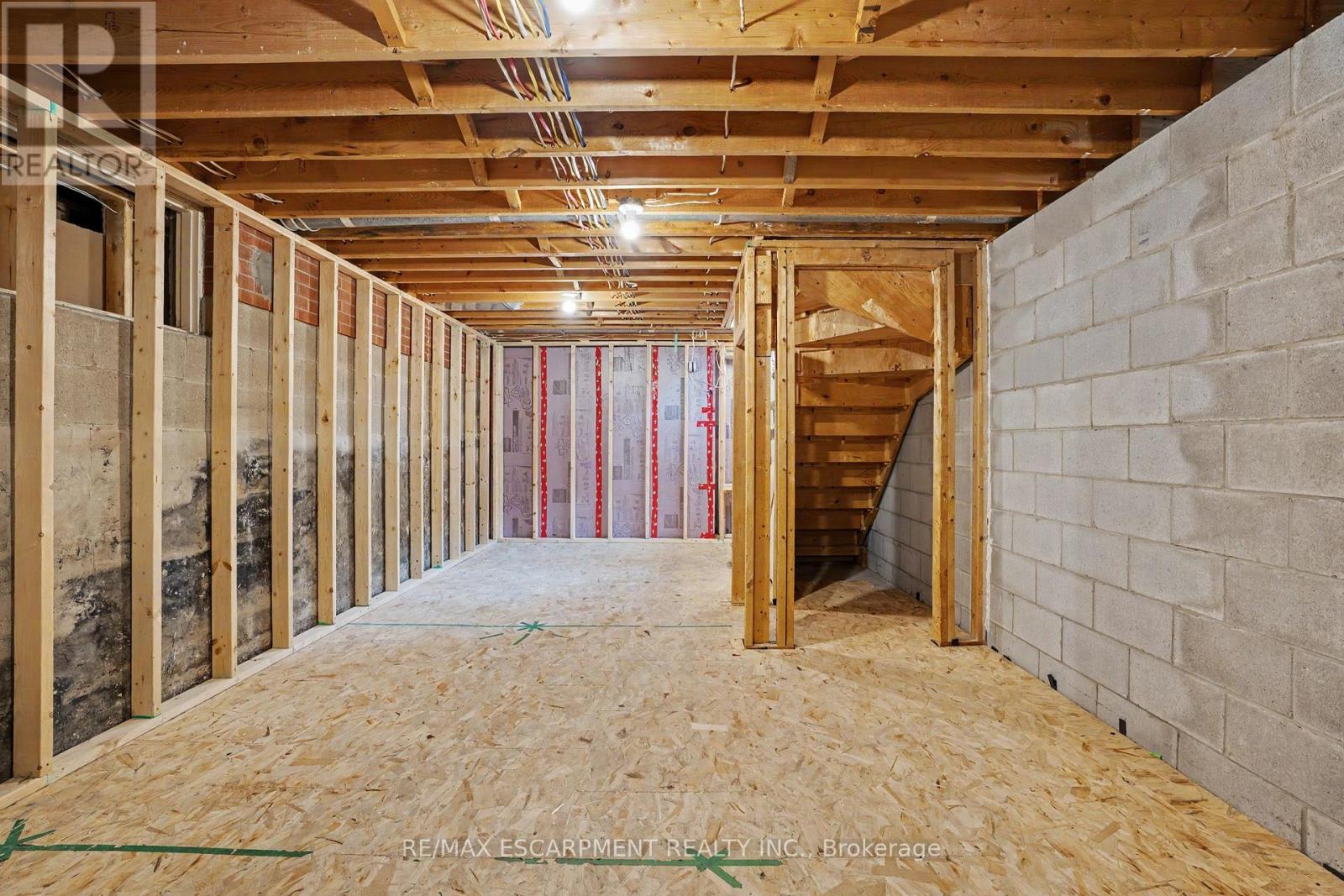 100 Hardale Crescent, Hamilton, Ontario  L8T 1Y3 - Photo 32 - X13642312