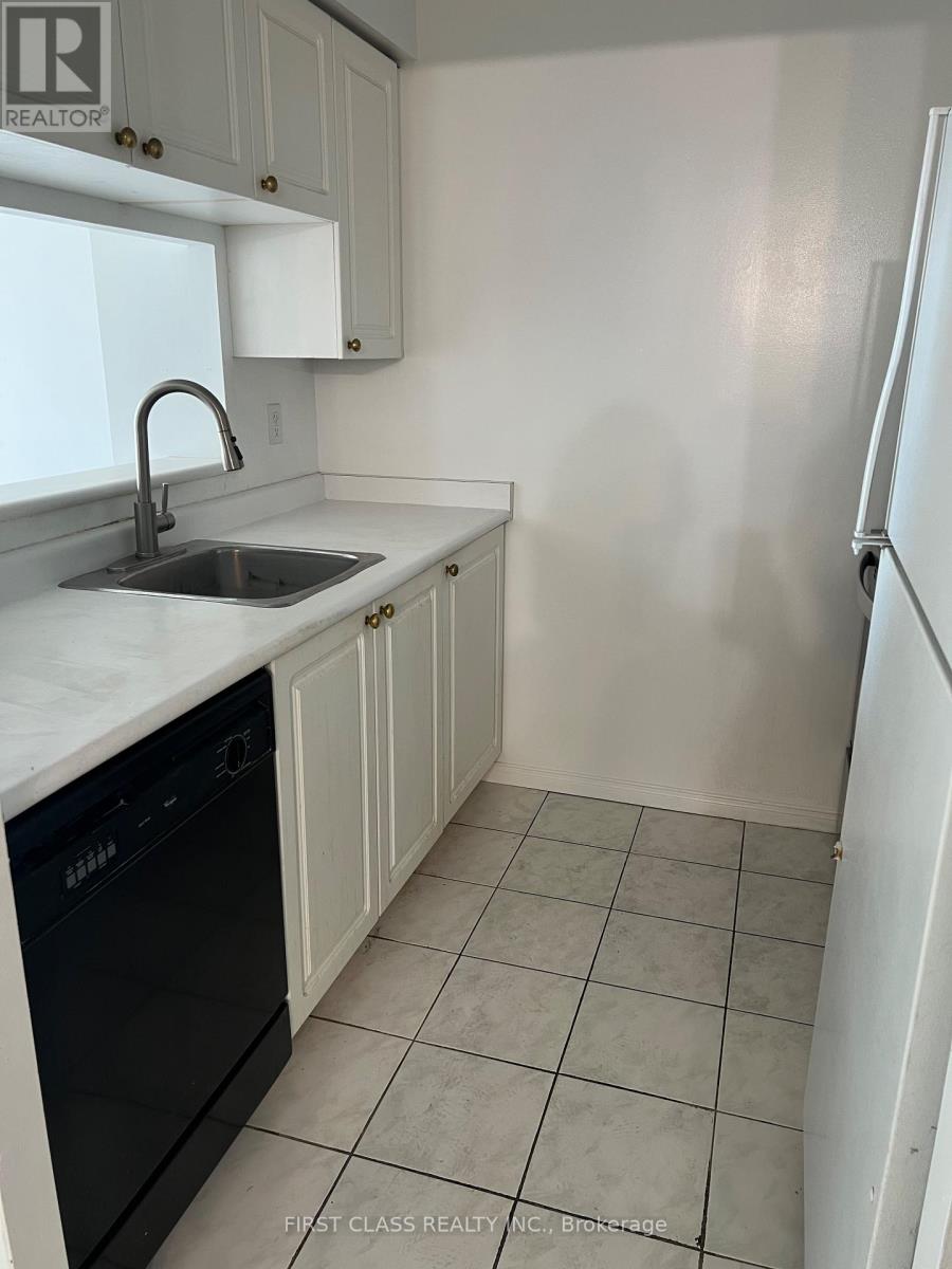 1409 - 3 Pemberton Avenue, Toronto, Ontario  M2M 4M1 - Photo 2 - C13574054