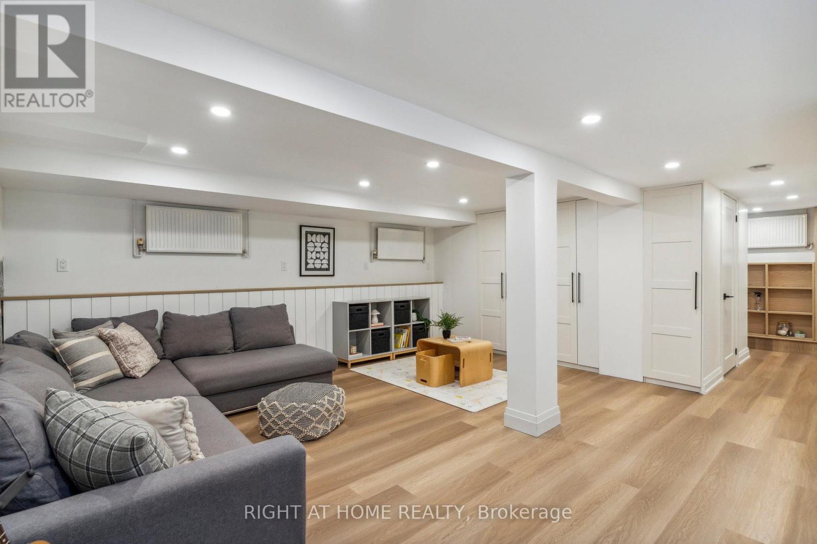 141 O'connor Drive, Toronto, Ontario  M4J 2S6 - Photo 36 - E13486542
