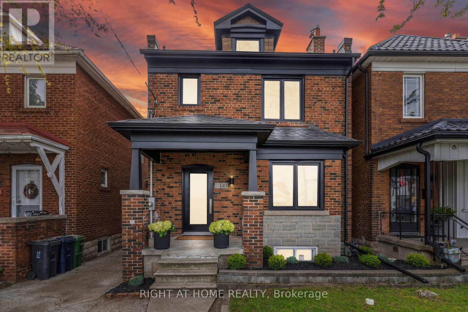 141 O'connor Drive, Toronto, Ontario  M4J 2S6 - Photo 43 - E13486542