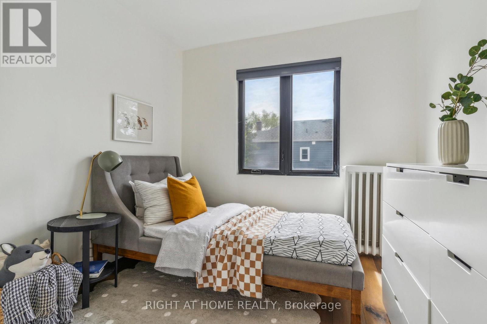 141 O'connor Drive, Toronto, Ontario  M4J 2S6 - Photo 29 - E13486542