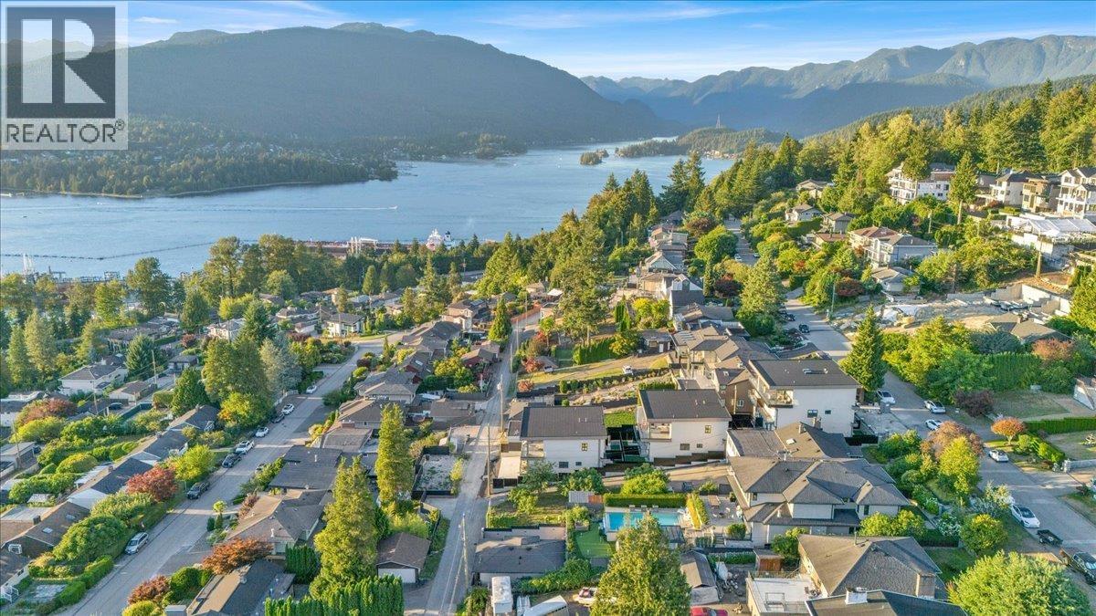 6 7275 Ridge Drive, Burnaby, British Columbia V5A 1B4 - Photo 9 - R3152996