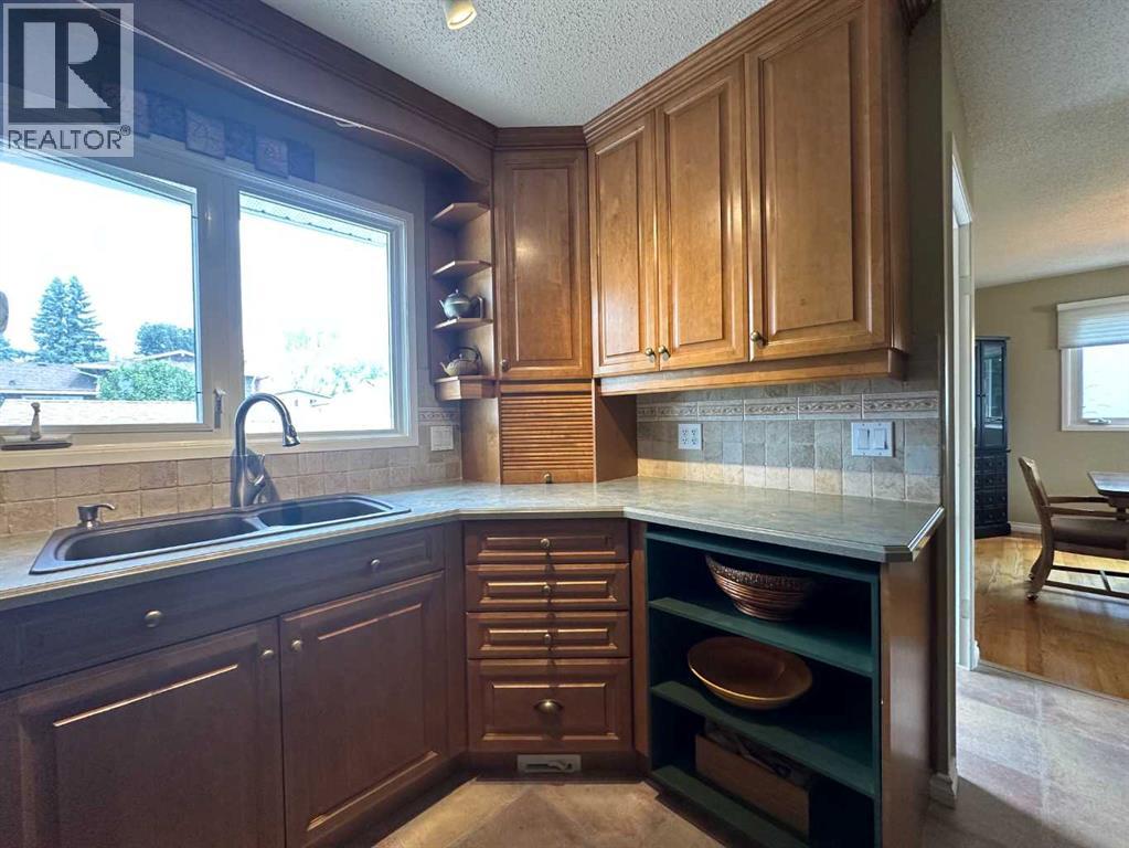 134 Wiltshire Boulevard, Red Deer, Alberta  T4N 6B6 - Photo 14 - A2320410