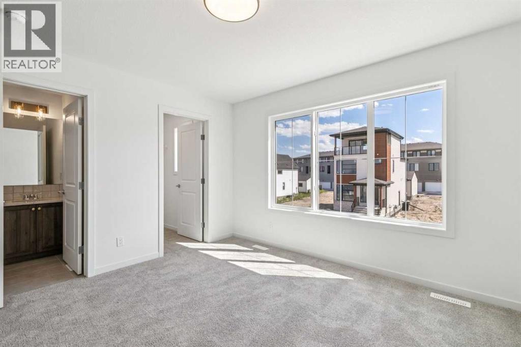37 Bluerock Hill SW, Calgary, Alberta  T2Y 0V8 - Photo 22 - A2332885