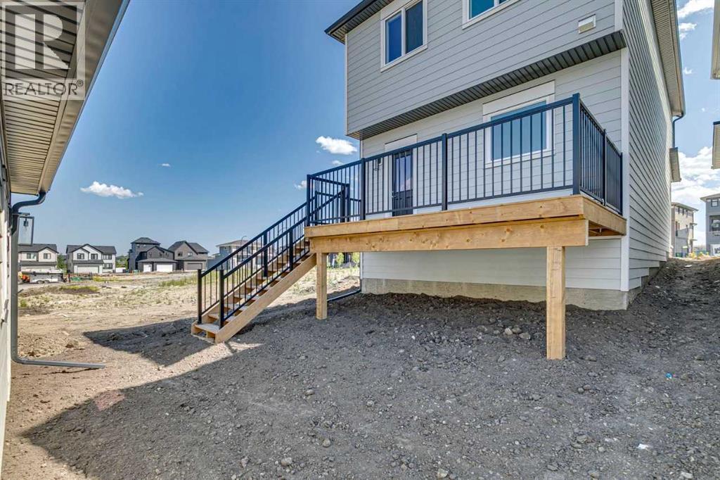 37 Bluerock Hill SW, Calgary, Alberta  T2Y 0V8 - Photo 26 - A2332885