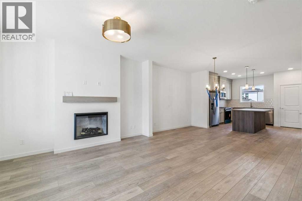 37 Bluerock Hill SW, Calgary, Alberta  T2Y 0V8 - Photo 3 - A2332885