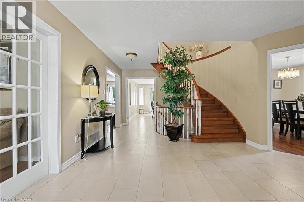 5172 Hidden Valley Court, Mississauga, Ontario  L5M 3P1 - Photo 6 - 40853630