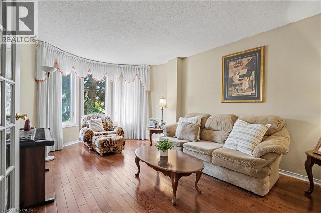 5172 Hidden Valley Court, Mississauga, Ontario  L5M 3P1 - Photo 7 - 40853630