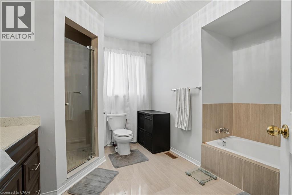 5172 Hidden Valley Court, Mississauga, Ontario  L5M 3P1 - Photo 23 - 40853630
