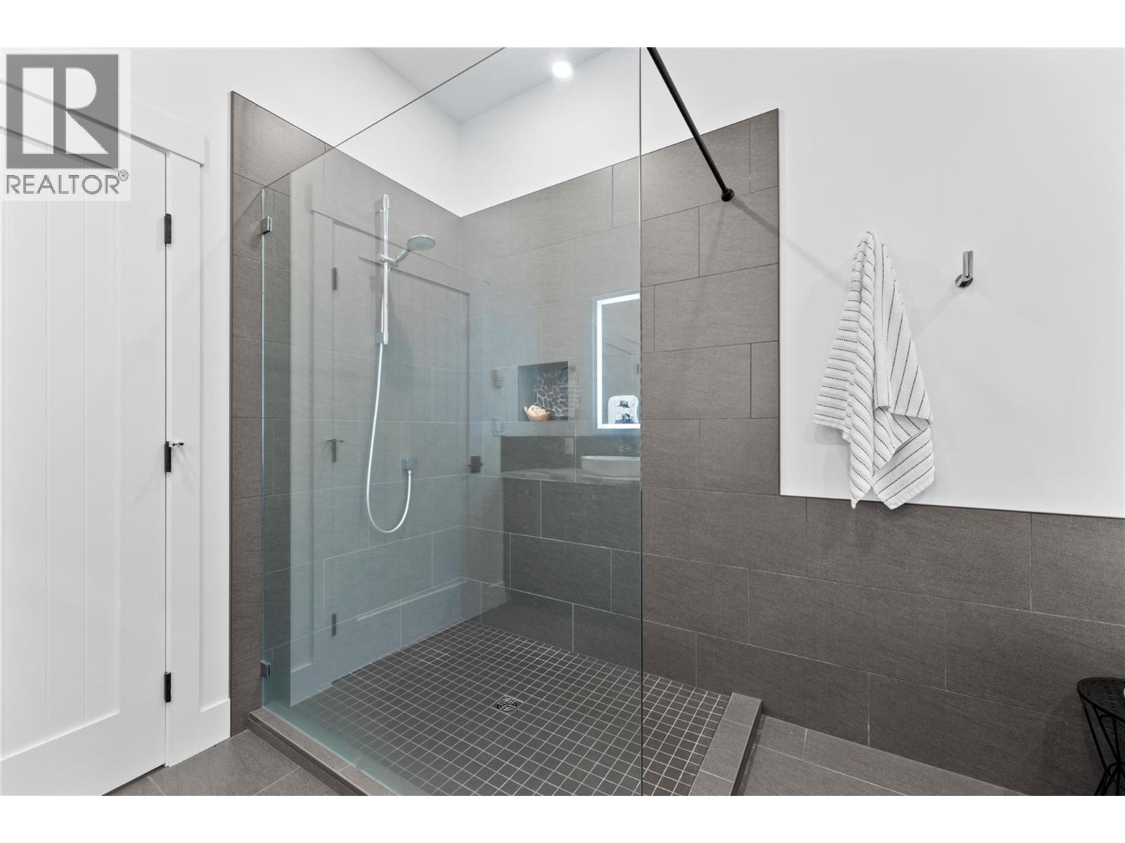 3401 Roncastle Road, Blind Bay, British Columbia  V0E 1H1 - Photo 60 - 10382651