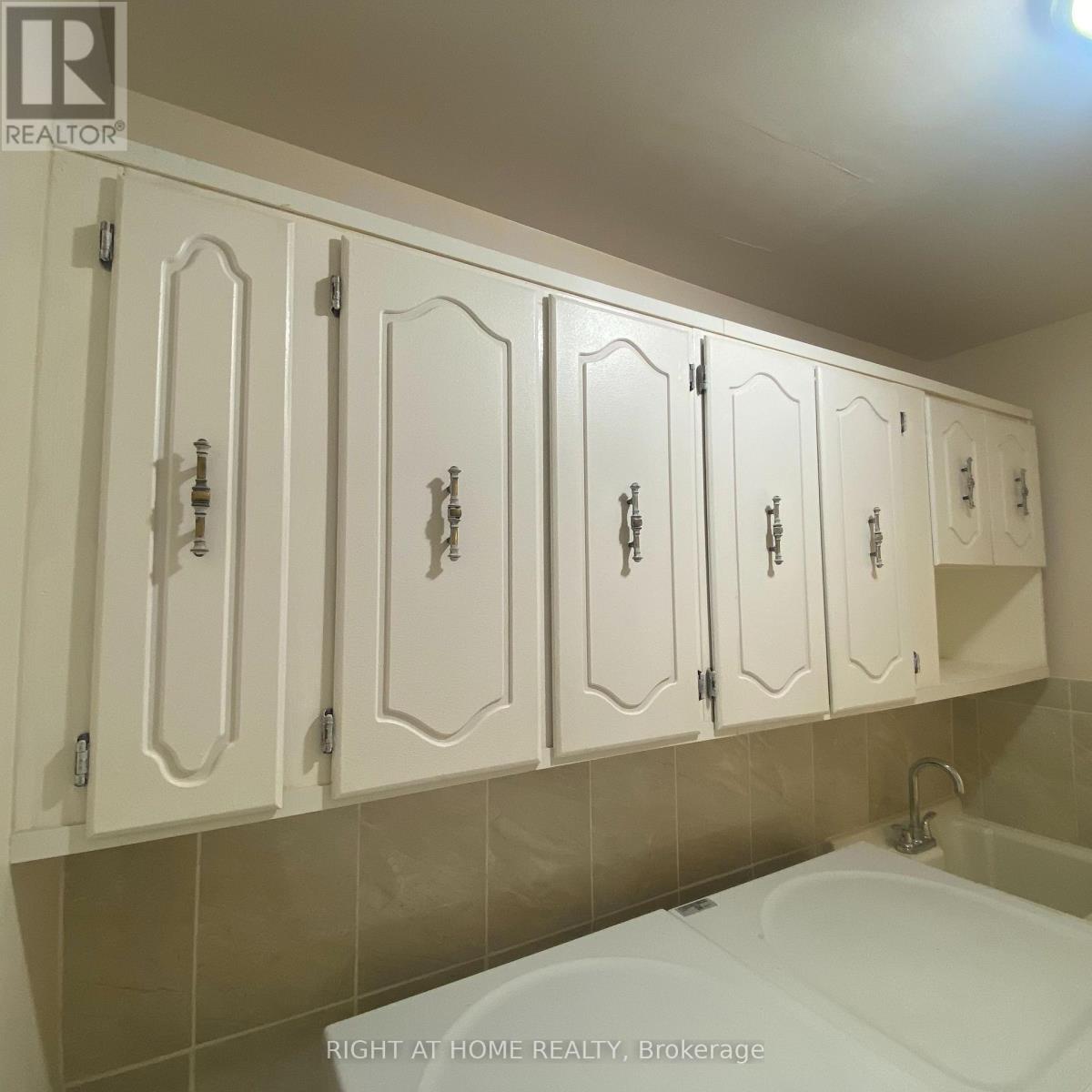 Bsmt - 6330 Lorca Crescent, Mississauga, Ontario  L5N 2J4 - Photo 10 - W13637158