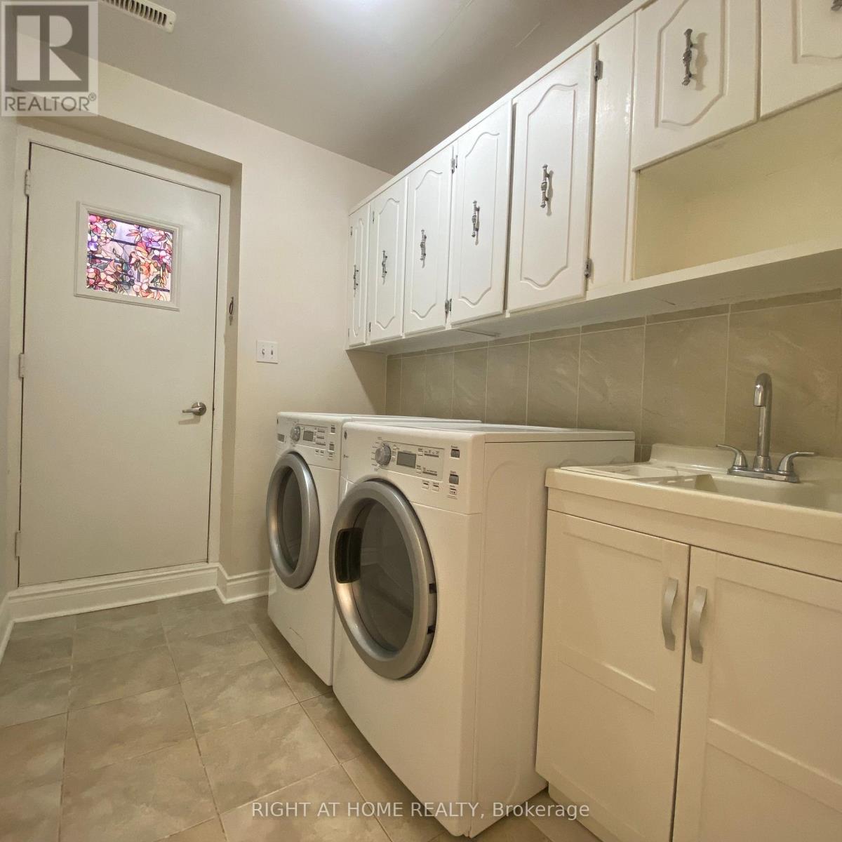 Bsmt - 6330 Lorca Crescent, Mississauga, Ontario  L5N 2J4 - Photo 9 - W13637158