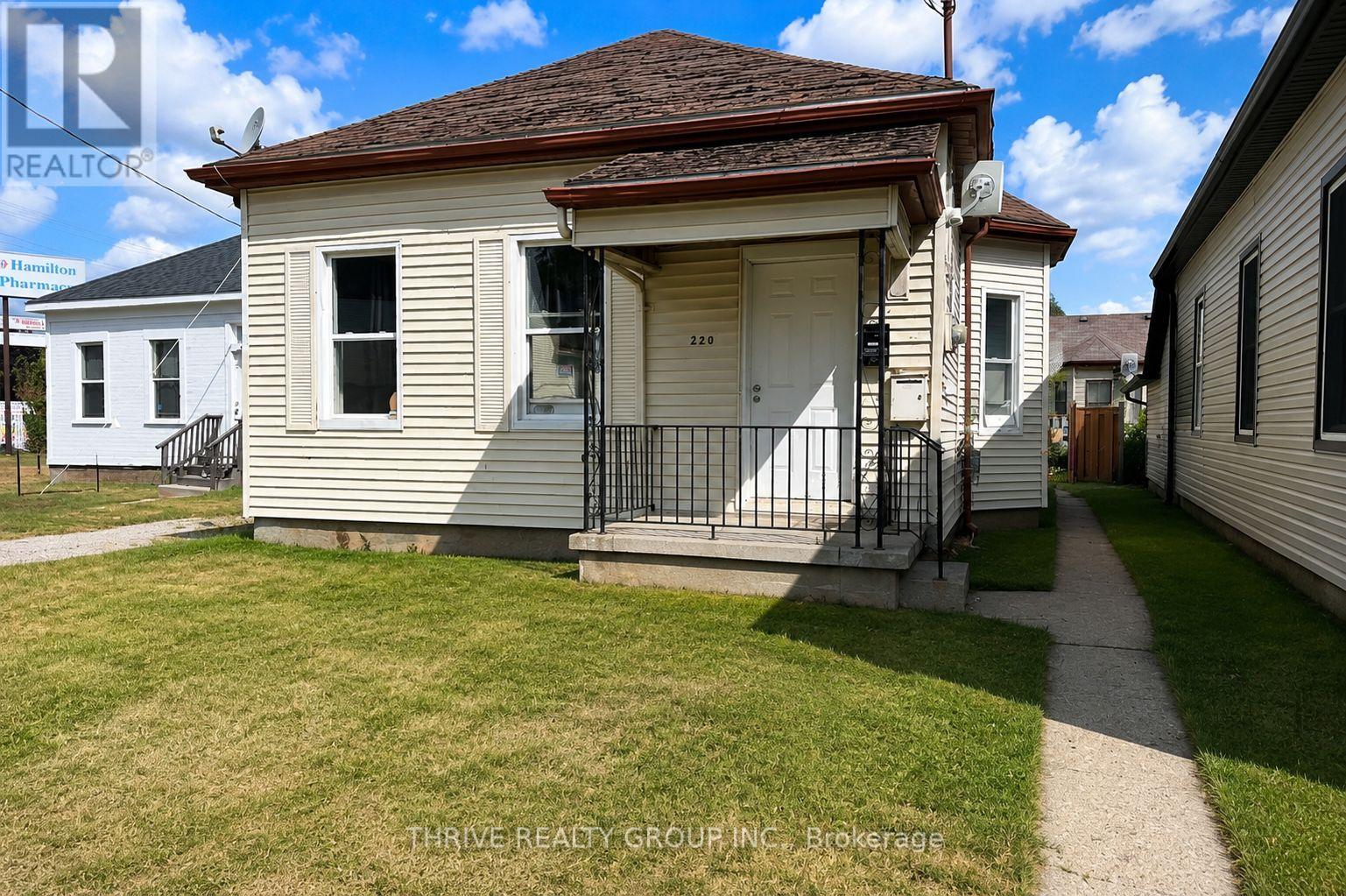Rear - 220 Hamilton Road, London East, Ontario  N5Z 1R1 - Photo 1 - X13642418