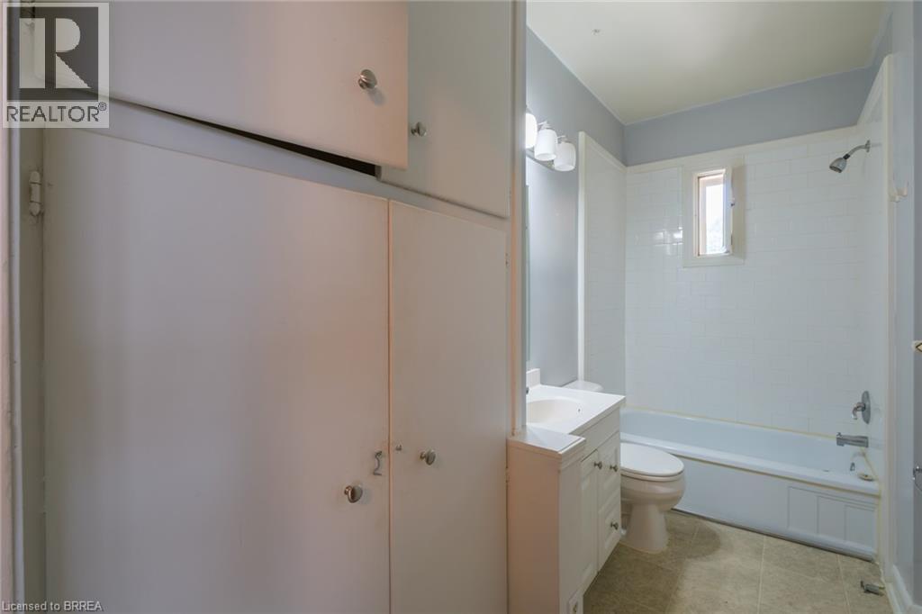 212-218 Dalhousie Street, Brantford, Ontario  N3S 3T7 - Photo 49 - 40852992