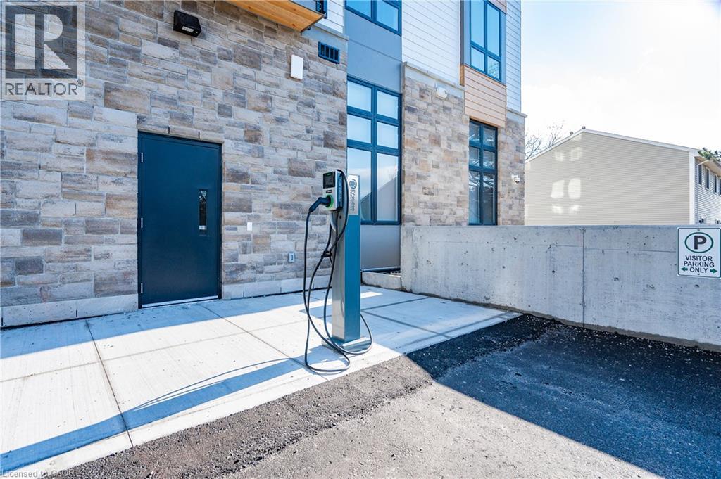 101 Golden Eagle Road Unit# 411, Waterloo, Ontario  N2V 1C3 - Photo 37 - 40852806