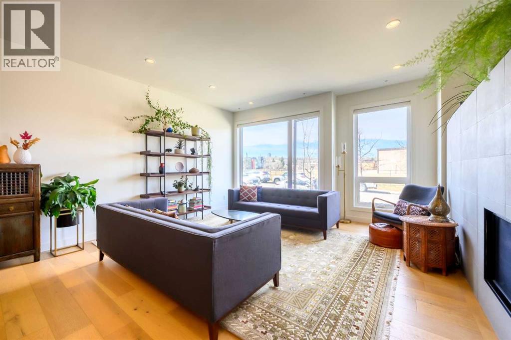 112 21 Street NW, Calgary, Alberta