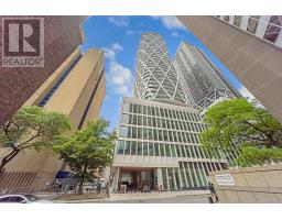 2818 - 230 SIMCOE STREET, Toronto, Ontario
