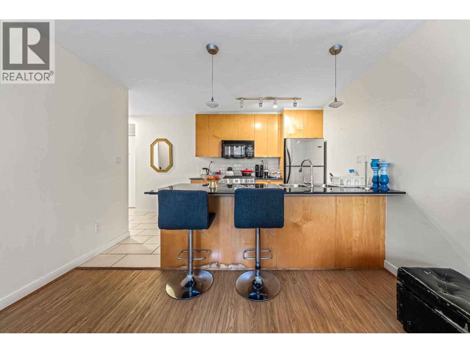 305 989 Beatty Street, Vancouver, British Columbia  V6Z 3C2 - Photo 5 - R3153079