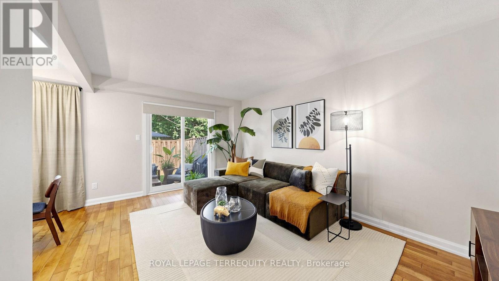 18 - 18 Morley Crescent, Brampton, Ontario  L6S 3K8 - Photo 4 - W13642440