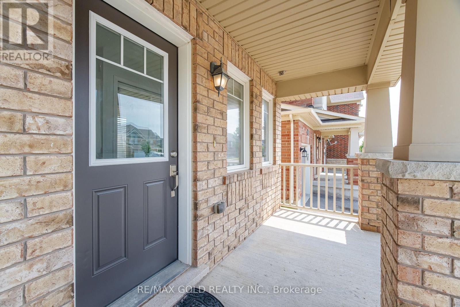 1071 Savoline Boulevard, Milton, Ontario  L9T 8N9 - Photo 3 - W13642448