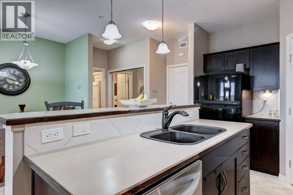 123, 1 Crystal Green, Okotoks, Alberta  T1S 0C5 - Photo 6 - A2322488