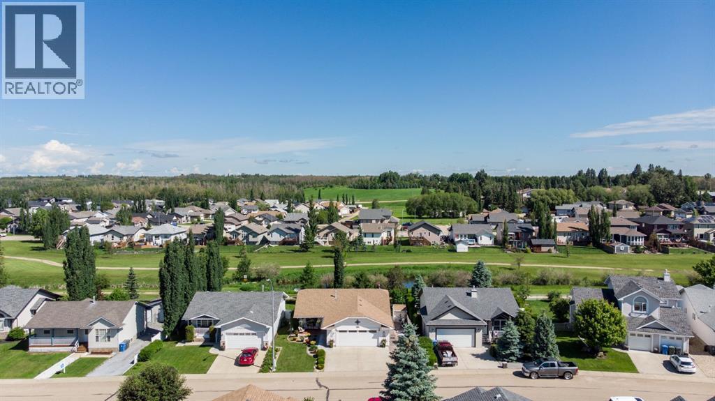 4510 54a Avenue Crescent, Innisfail, Alberta  T4G 1X8 - Photo 4 - A2326658
