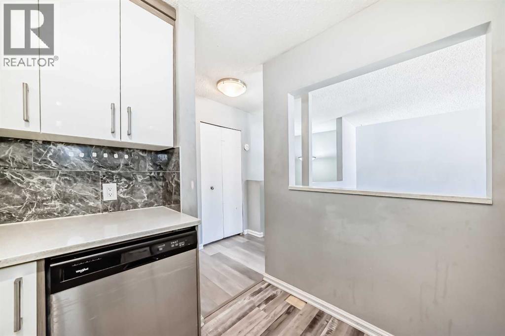 D, 903 44 Street SE, Calgary, Alberta  T2A 5K7 - Photo 8 - A2326690