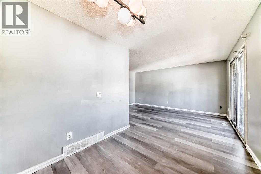 D, 903 44 Street SE, Calgary, Alberta  T2A 5K7 - Photo 18 - A2326690