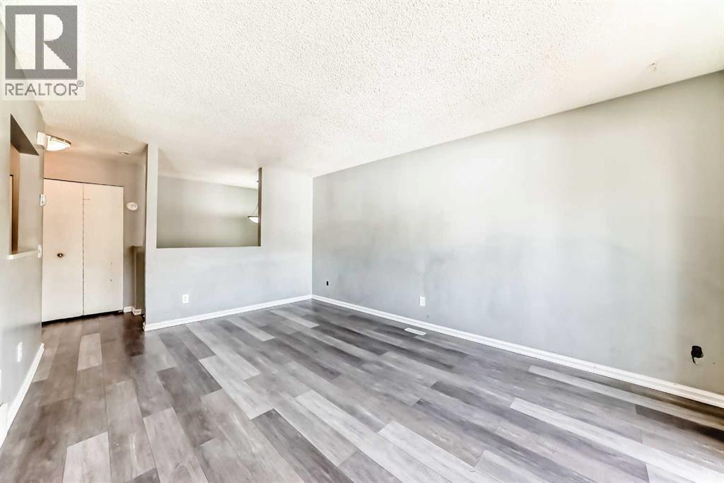 D, 903 44 Street SE, Calgary, Alberta  T2A 5K7 - Photo 15 - A2326690