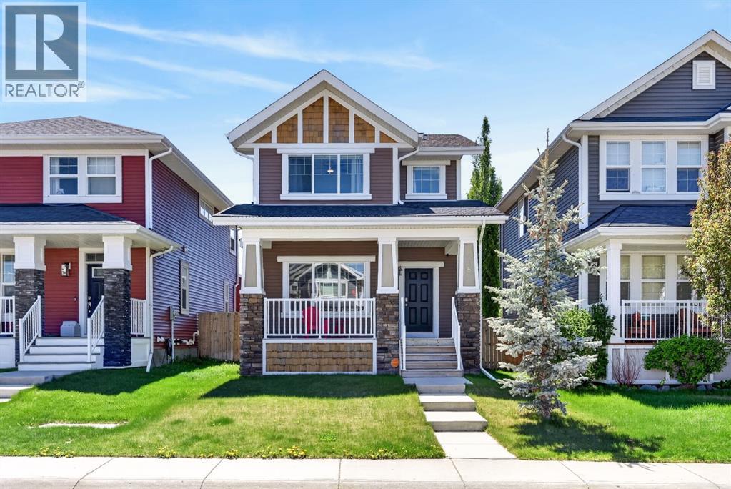 218 River Heights Green, Cochrane, Alberta  T4C 0S3 - Photo 3 - A2331573