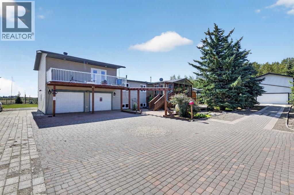 10 & 20, 30245 Range Road 12, Rural Mountain View County, Alberta  T0M 0N0 - Photo 2 - A2333566