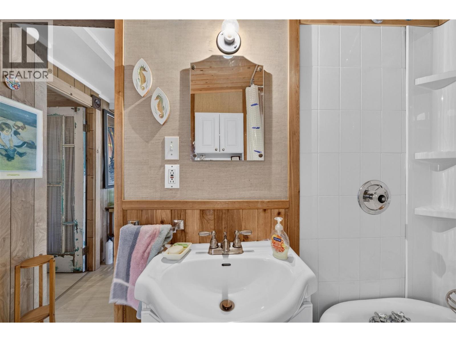 1837 Archibald Road Unit# 110, Blind Bay, British Columbia  V0E 1H1 - Photo 21 - 10396715