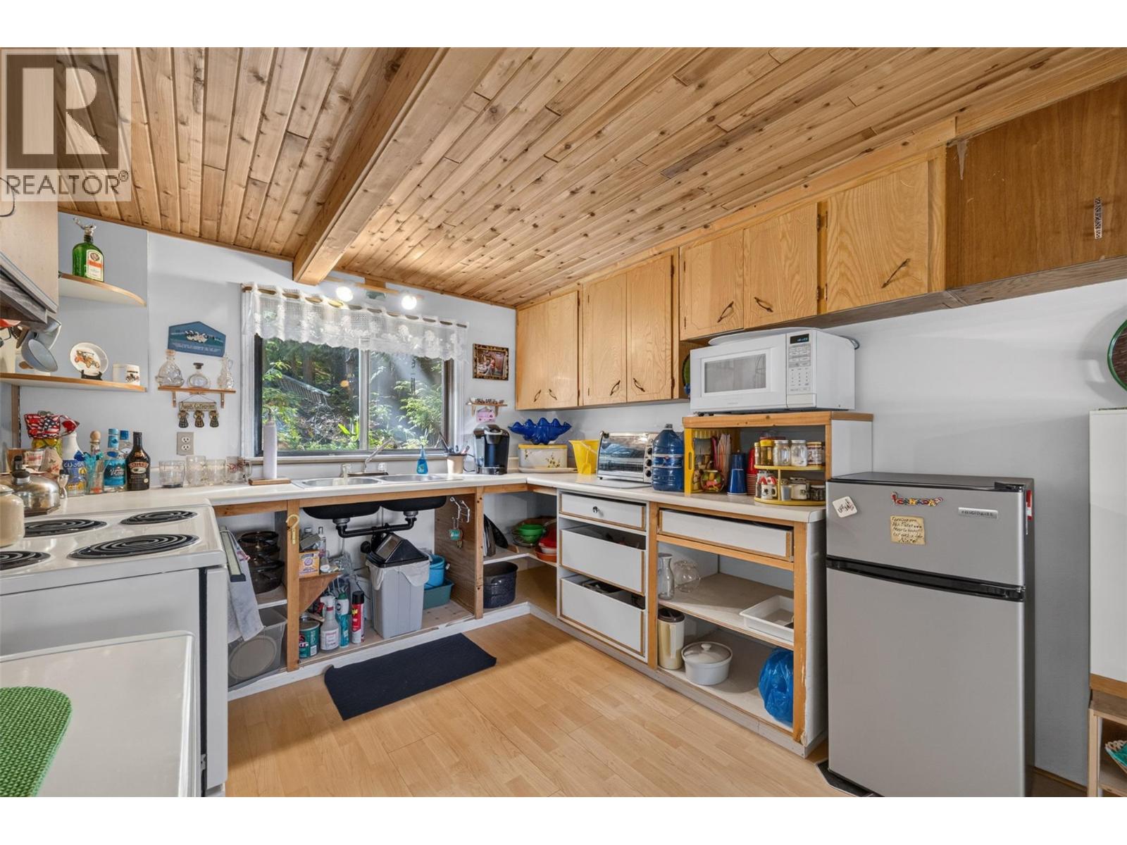 1837 Archibald Road Unit# 110, Blind Bay, British Columbia  V0E 1H1 - Photo 6 - 10396715
