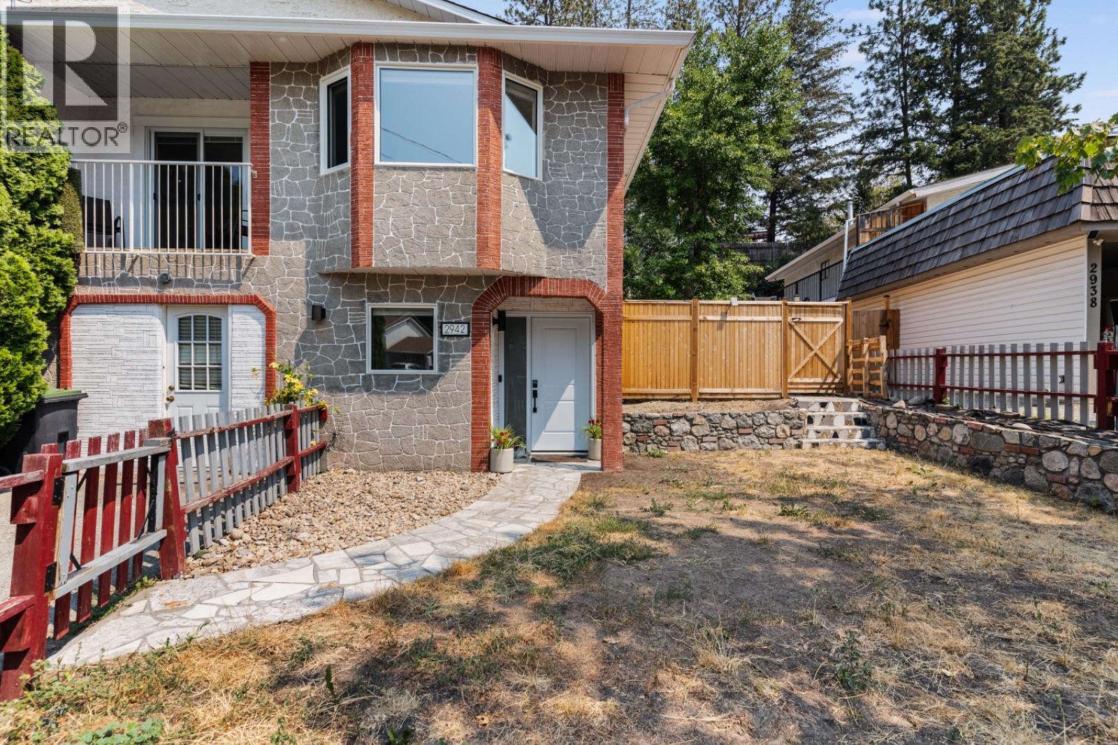 2942 Mcallister Road, West Kelowna, British Columbia  V4T 1G8 - Photo 2 - 10396884