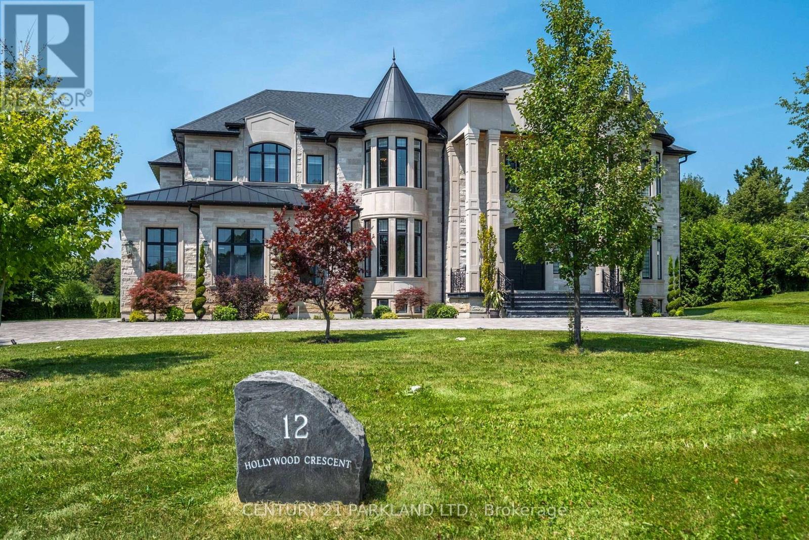 12 HOLLYWOOD CRESCENT, King, Ontario