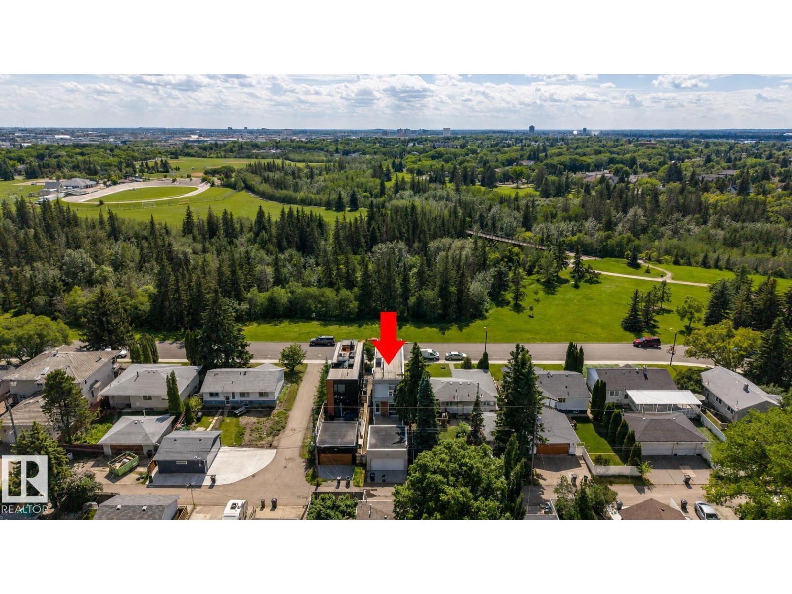 7405 89 St Nw, Edmonton, Alberta  T6C 3J7 - Photo 2 - E4502255