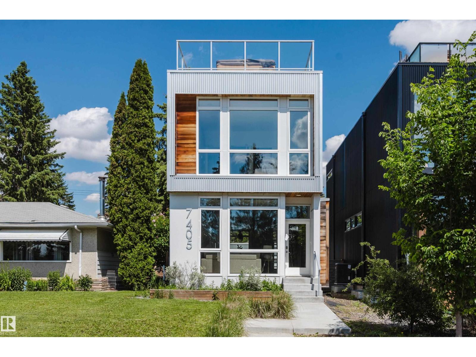 7405 89 ST NW, edmonton, Alberta