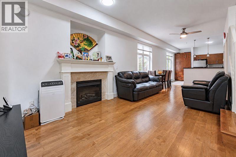 306 4468 Albert Street, Burnaby, British Columbia V5C 2G2 - Photo 7 - R3153080