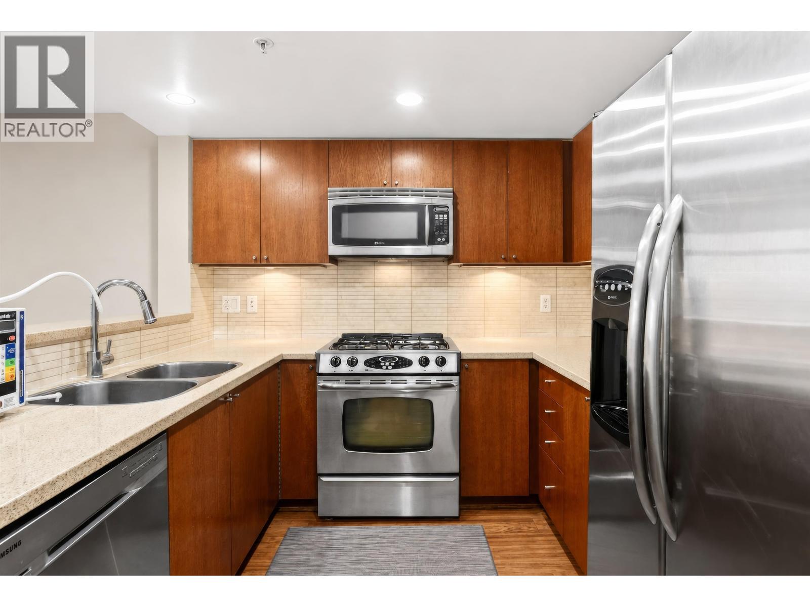 808 8120 Lansdowne Road, Richmond, British Columbia V6X 0A1 - Photo 5 - R3152969