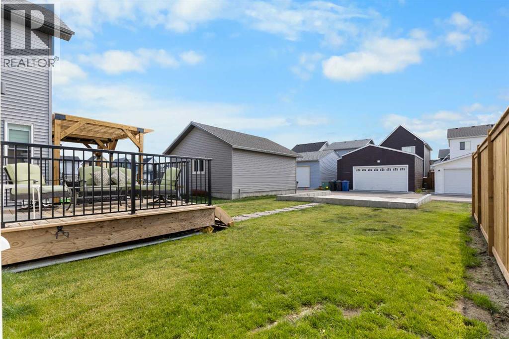 239 Vista Road, Crossfield, Alberta  T0M 0S0 - Photo 32 - A2332621