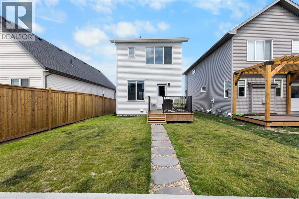 239 Vista Road, Crossfield, Alberta  T0M 0S0 - Photo 33 - A2332621