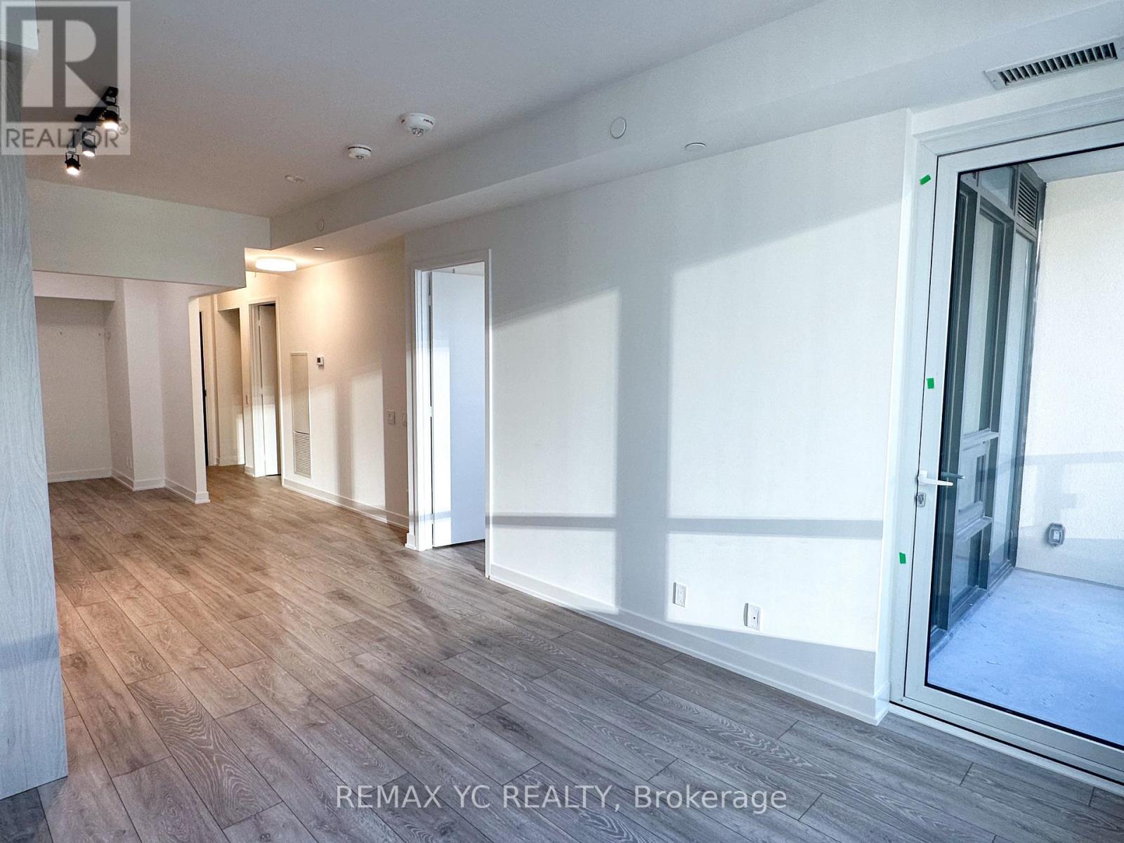 2603 - 108 Peter Street, Toronto, Ontario  M5V 0W2 - Photo 2 - C13642444