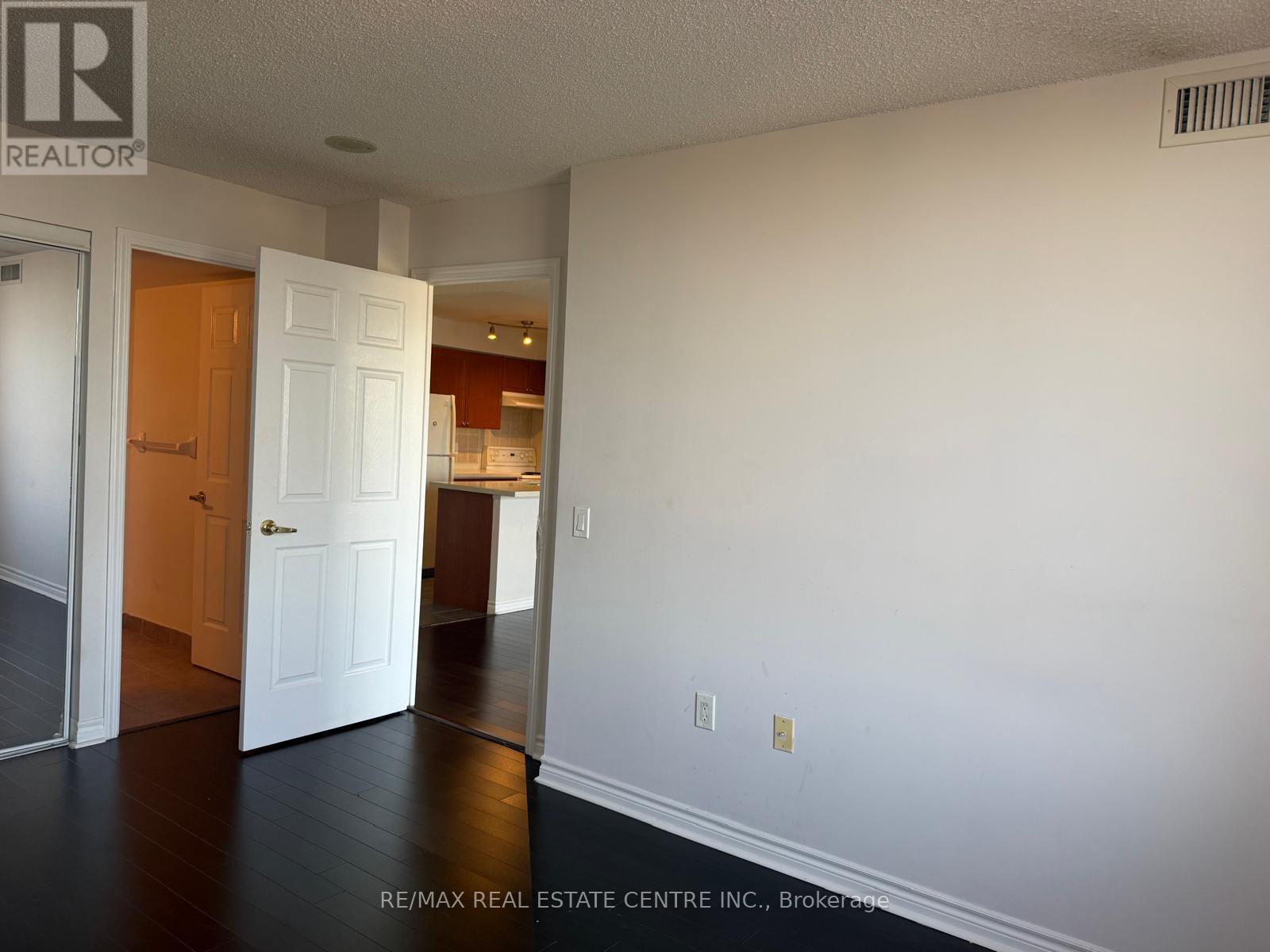 601 - 55 Strathaven Drive, Mississauga, Ontario  L5R 4G9 - Photo 20 - W13225946