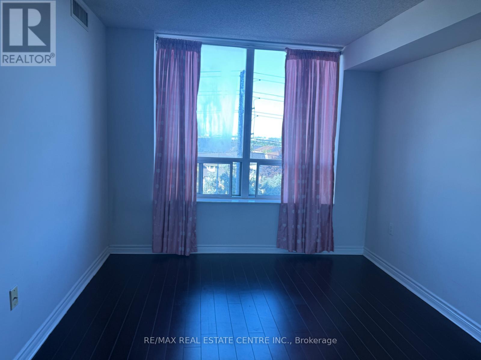 601 - 55 Strathaven Drive, Mississauga, Ontario  L5R 4G9 - Photo 13 - W13225946