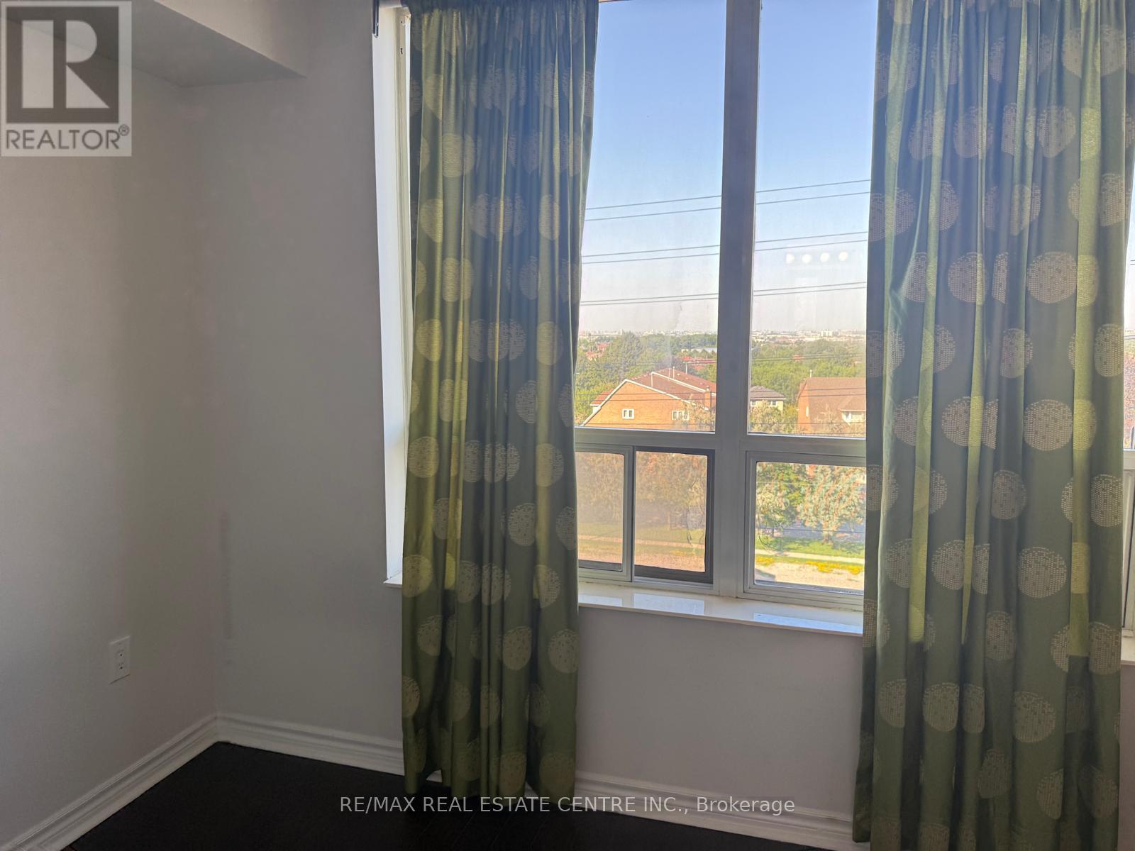 601 - 55 Strathaven Drive, Mississauga, Ontario  L5R 4G9 - Photo 6 - W13225946