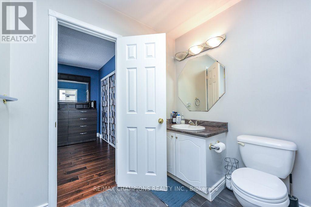 163 Simmons Boulevard, Brampton, Ontario  L6V 3Y2 - Photo 27 - W13640834