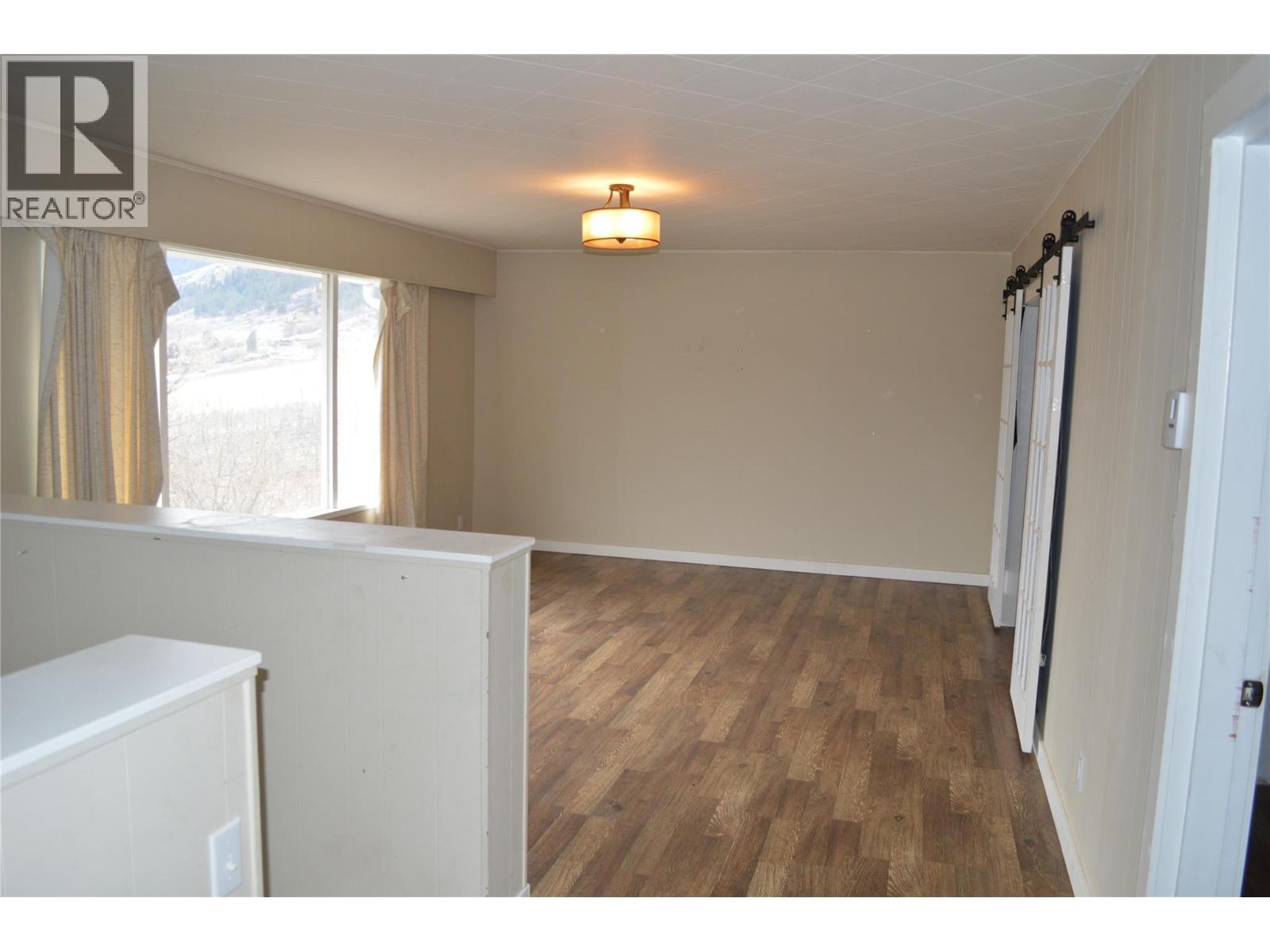 6805 Reservoir Road, Grand Forks, British Columbia  V0H 1H5 - Photo 17 - 10396943