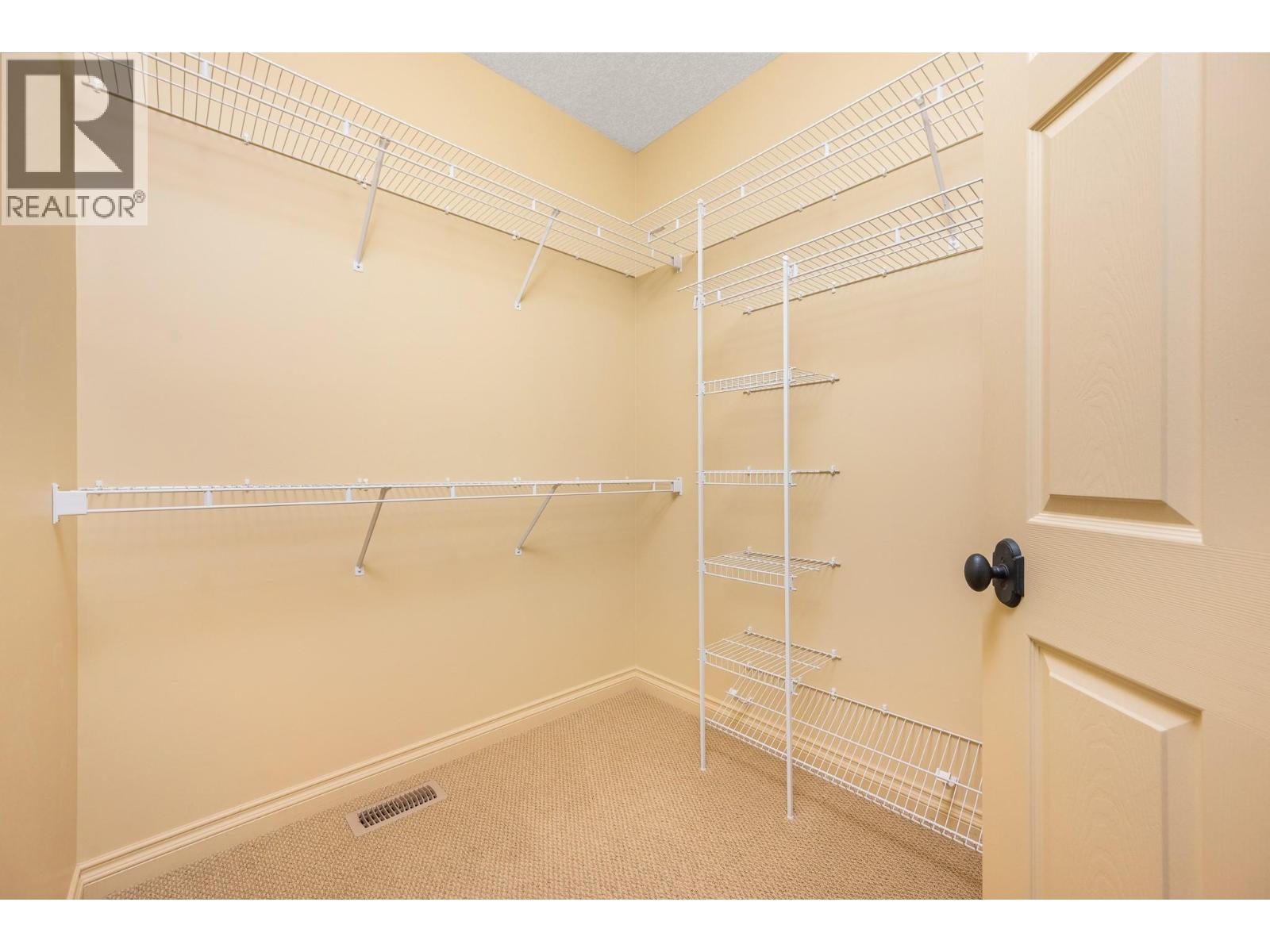 200 Melrose Court, Vernon, British Columbia  V1H 1T7 - Photo 28 - 10378394